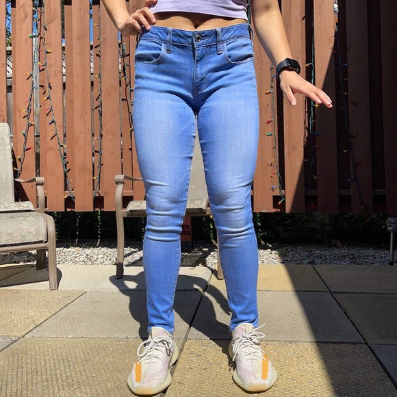 Blue Stretchy American Eagle Jeans
